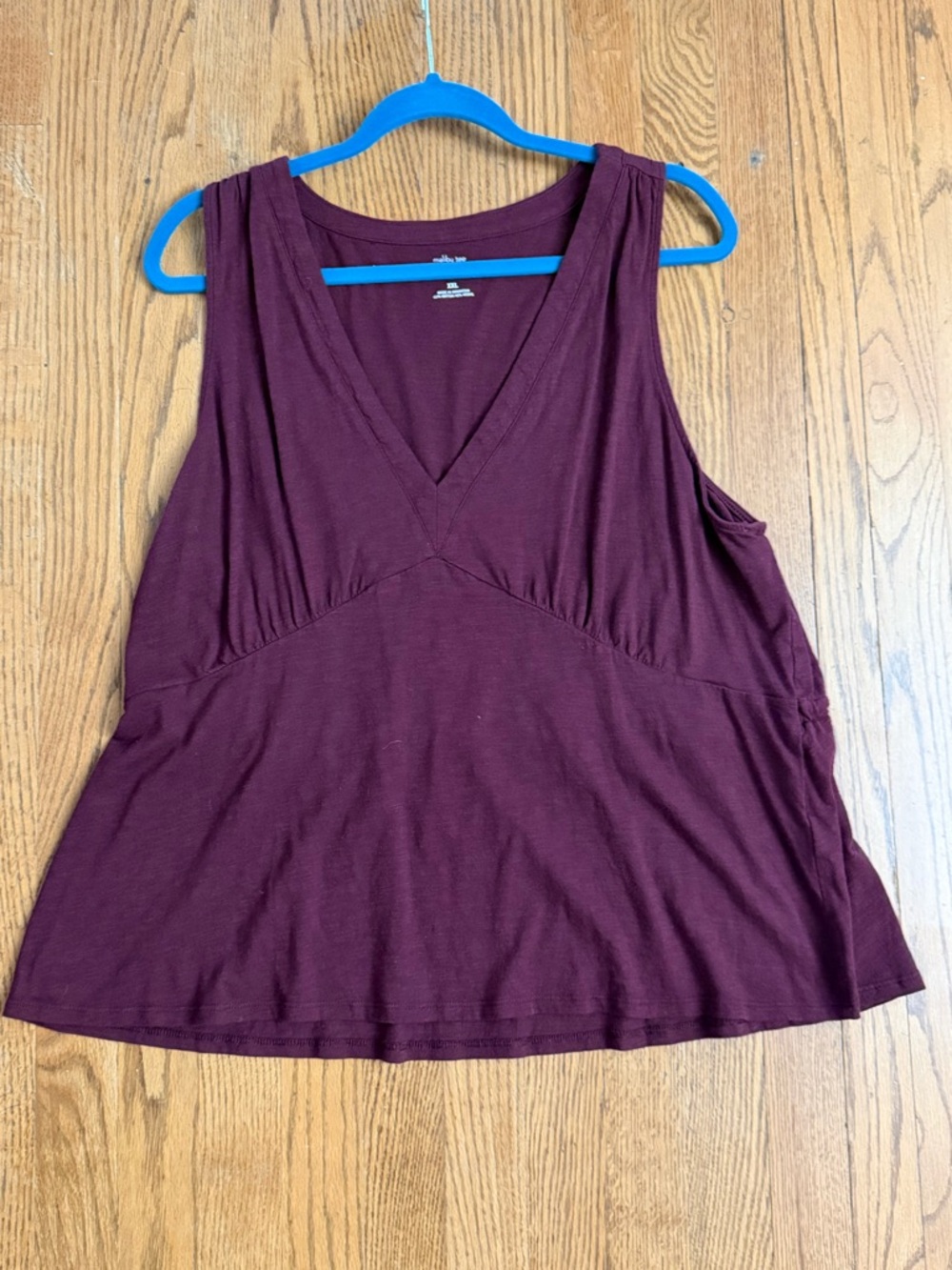Banana Republic Malibu Tee XXL Burgundy Tank Top Sleeveless Flowy Blouse